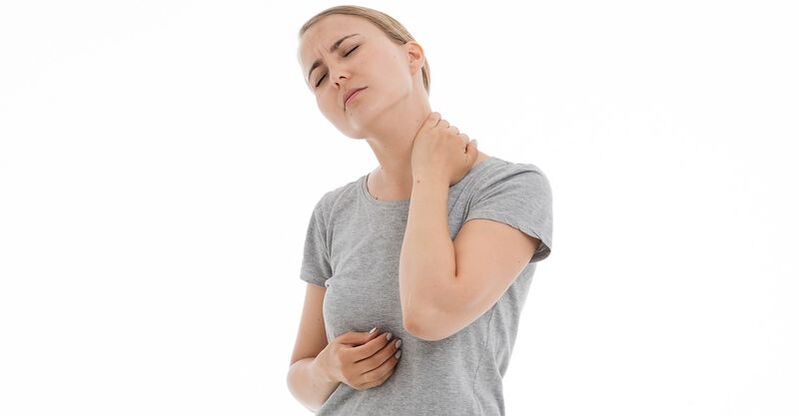 The girl has a pain in the neck